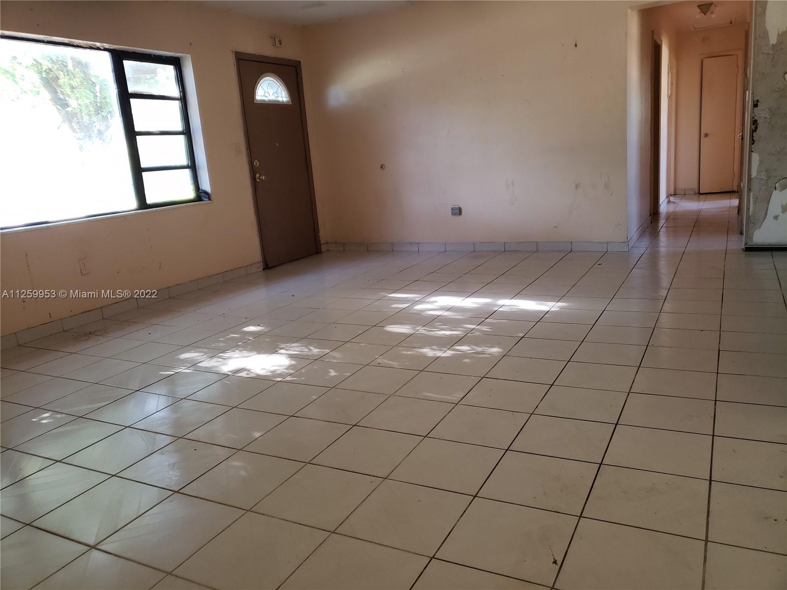 BERKELEY MANOR SEC 2 - Residential