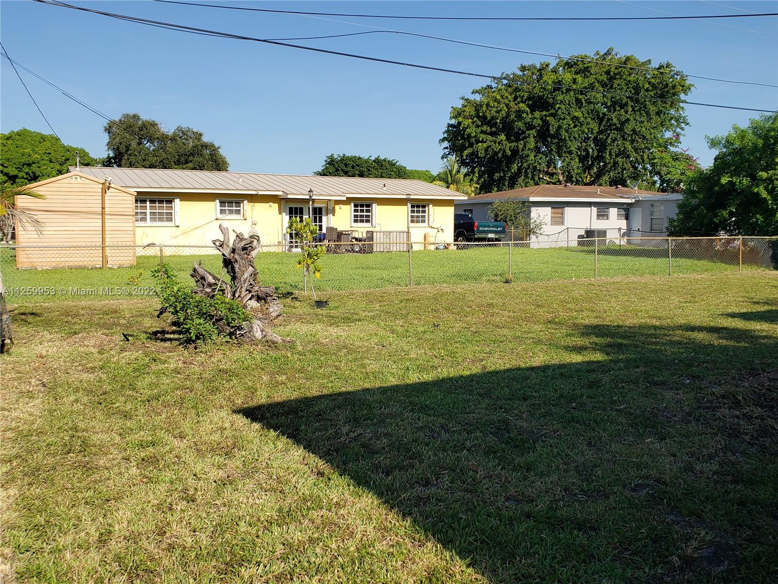 BERKELEY MANOR SEC 2 - Residential