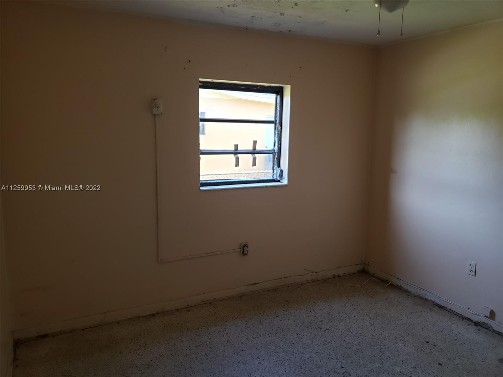 BERKELEY MANOR SEC 2 - Residential