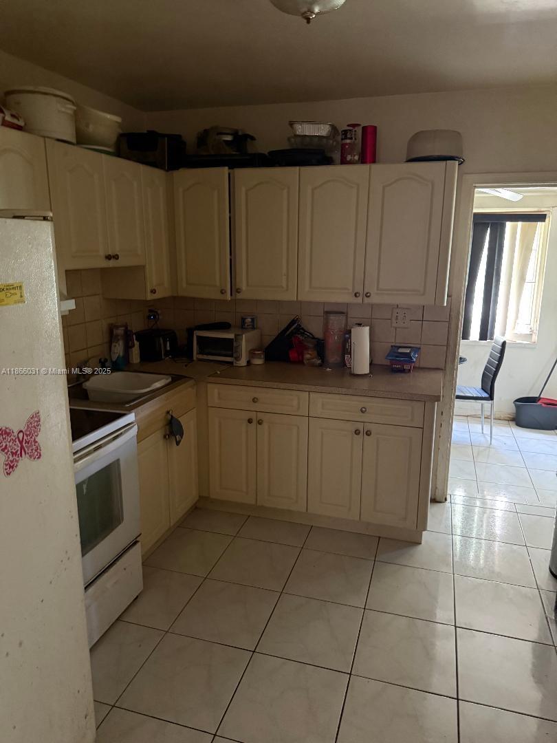 2370 NW 96th St
