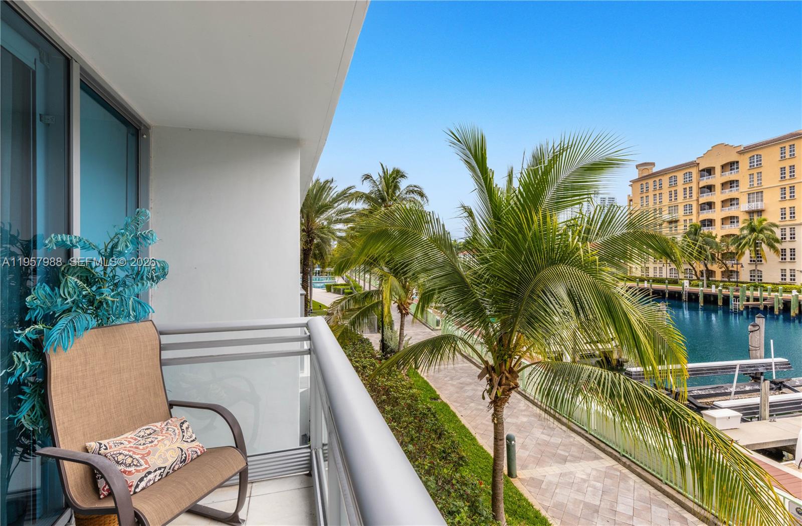 ARTECH RESIDENCES AT AVEN - Residential