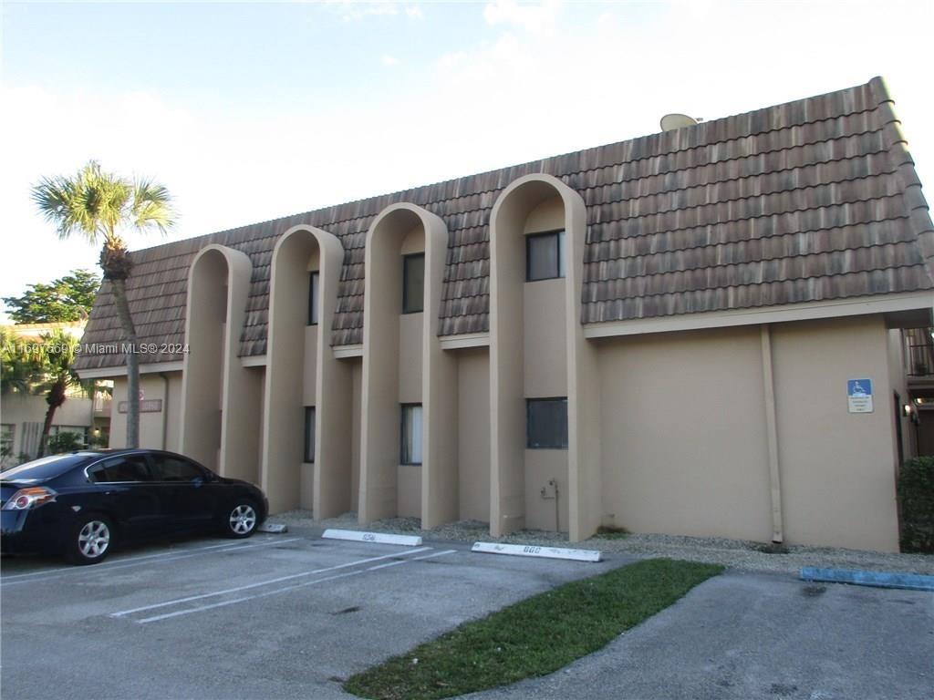 10856 Royal Palm Blvd Blvd 10856, Coral Springs, Broward County, Florida - 2 Bedrooms  
1 Bathrooms - 