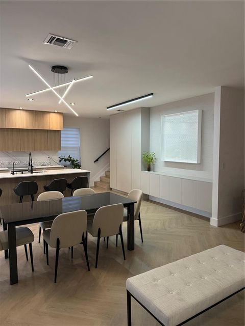 Tiny photo for 7476 NW 113th Path, Doral, FL 33178 (MLS # A11957227)