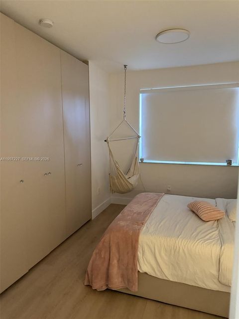 Tiny photo for 7476 NW 113th Path, Doral, FL 33178 (MLS # A11957227)