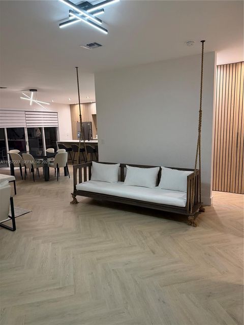 Tiny photo for 7476 NW 113th Path, Doral, FL 33178 (MLS # A11957227)