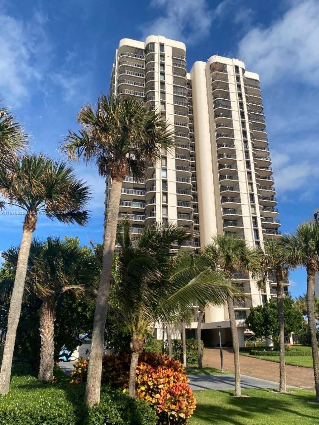Photo of 5380 N Ocean Dr #20J, Singer Island, FL 33404 (MLS # A11675526)
