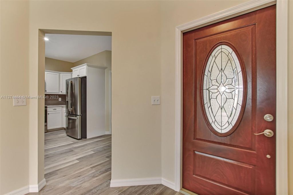 Photo of 10600 SE Rosemarie Ct, Hobe Sound, FL 33455 (MLS # A11374464)