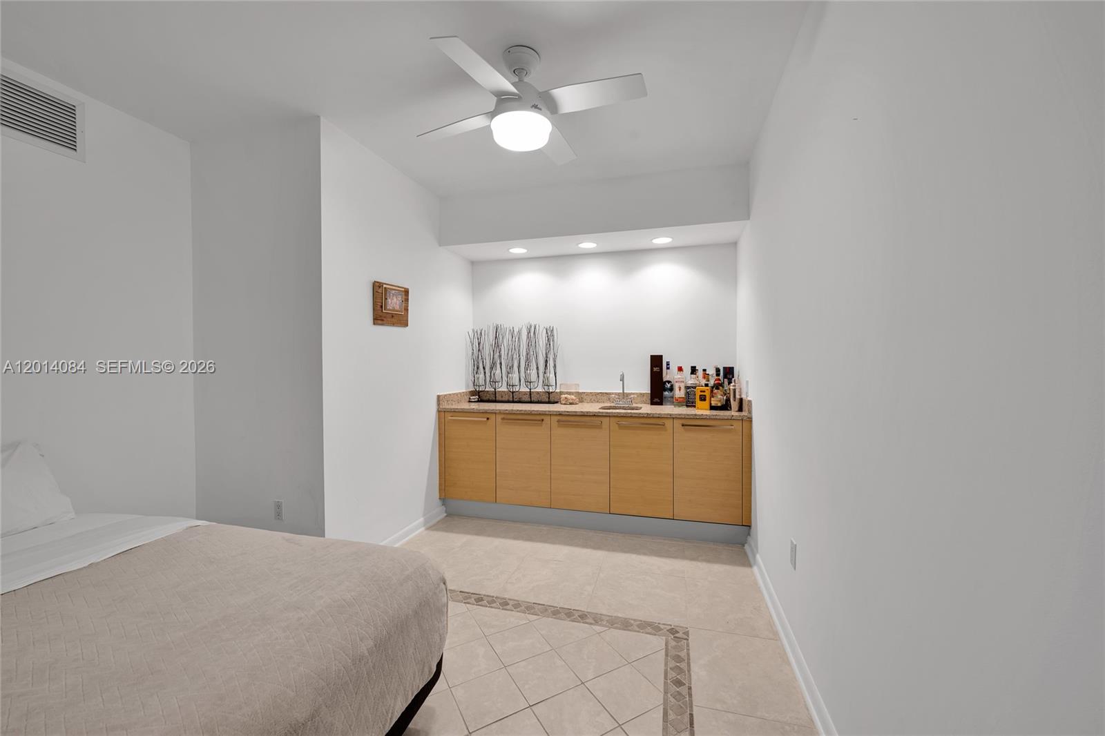 BEACH CLUB TWO CONDO - Residential