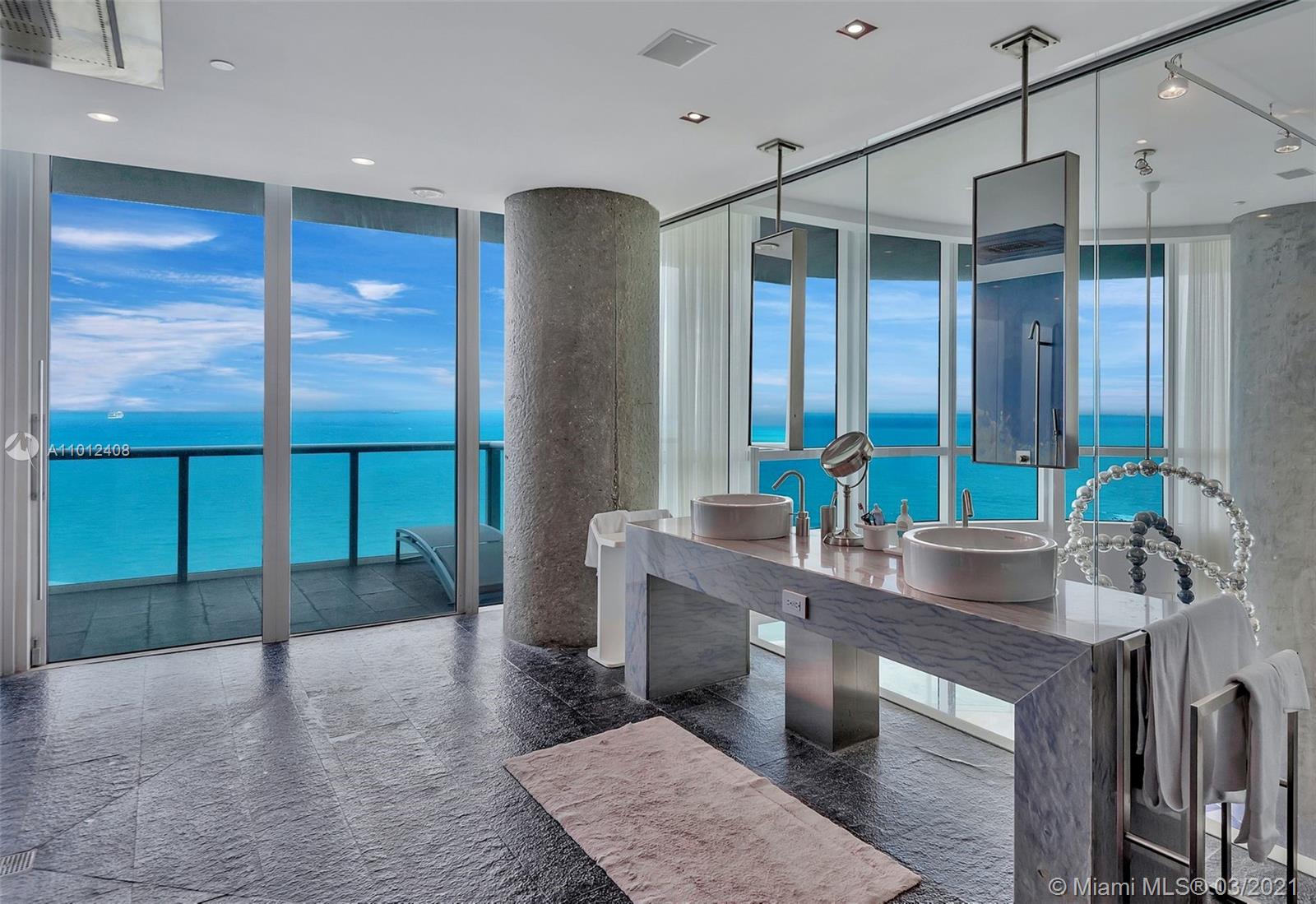 CONTINUUM SOUTH TOWER - Residential