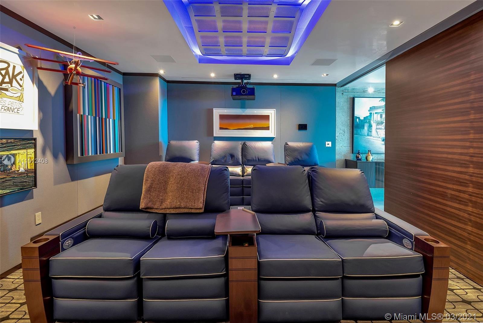 CONTINUUM SOUTH TOWER - Residential