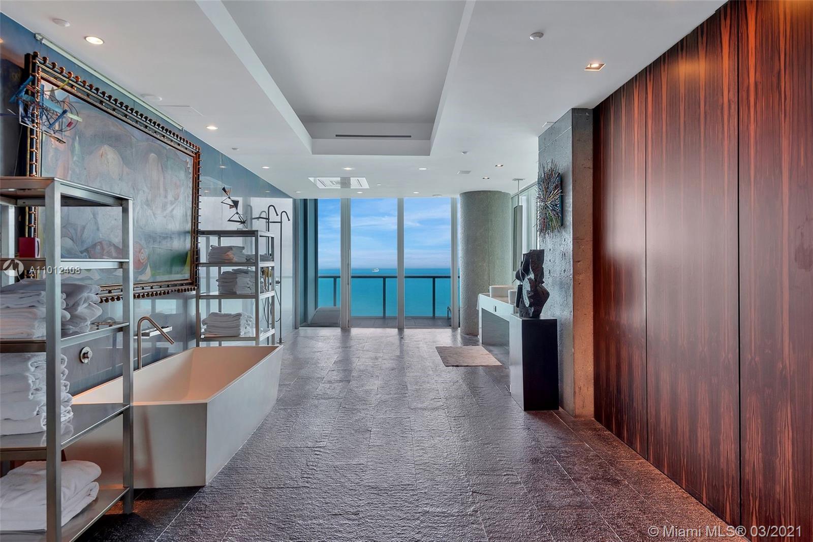 CONTINUUM SOUTH TOWER - Residential