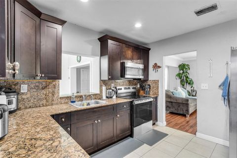 2740 NW 175th St Miami Gardens FL 33056