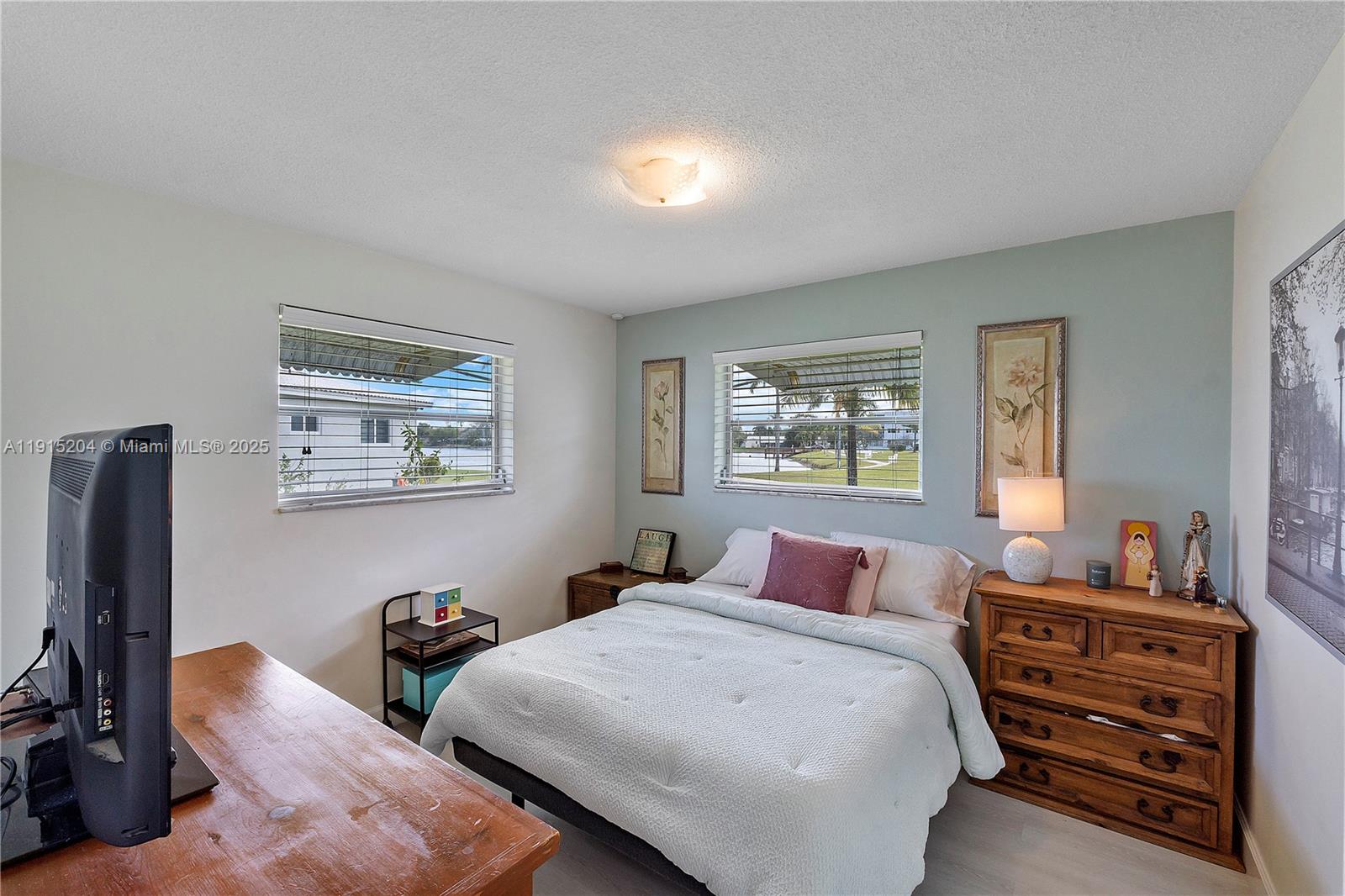 SHERIDAN LAKES CONDO HOUS - Residential