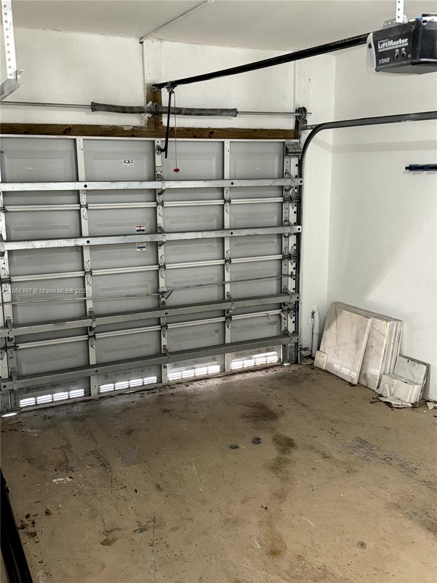 ELIZABETH GARDENS CONDO - Residential Lease