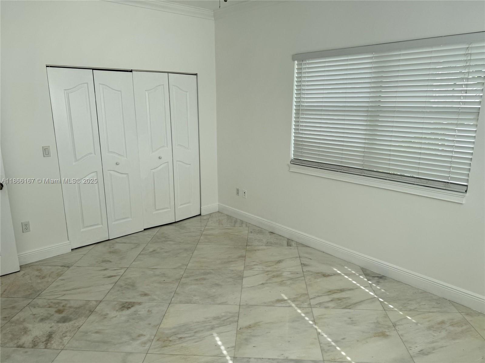 ELIZABETH GARDENS CONDO - Residential Lease