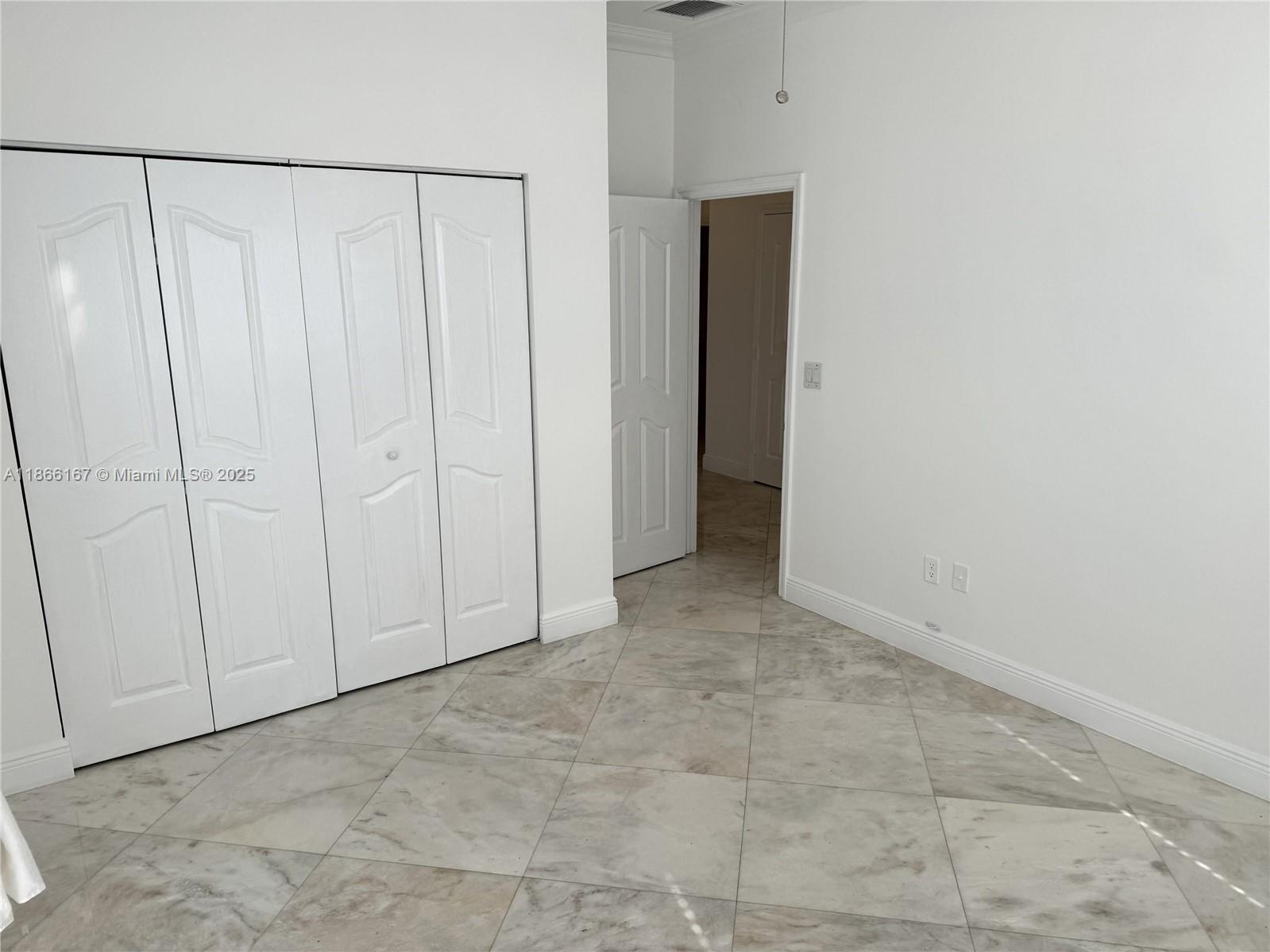 ELIZABETH GARDENS CONDO - Residential Lease