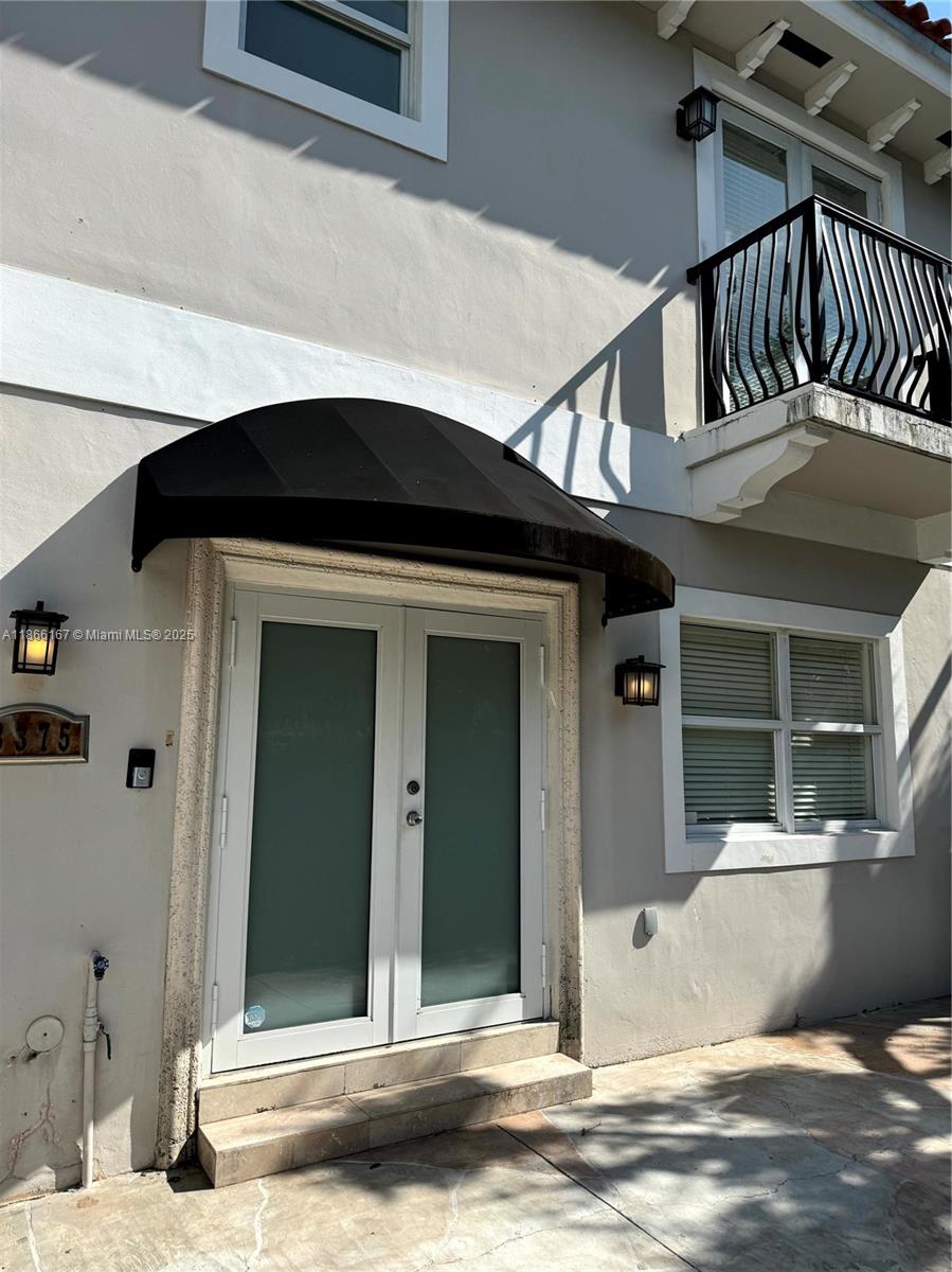 ELIZABETH GARDENS CONDO - Residential Lease