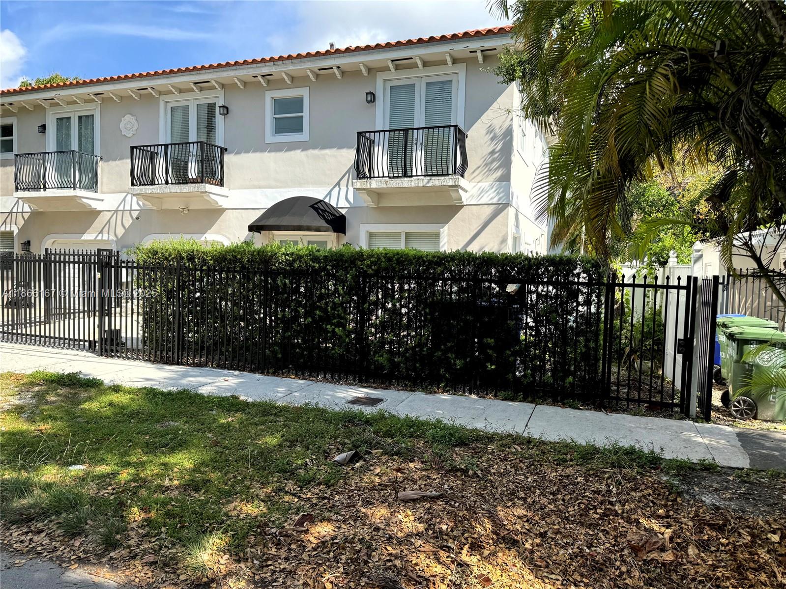 ELIZABETH GARDENS CONDO - Residential Lease