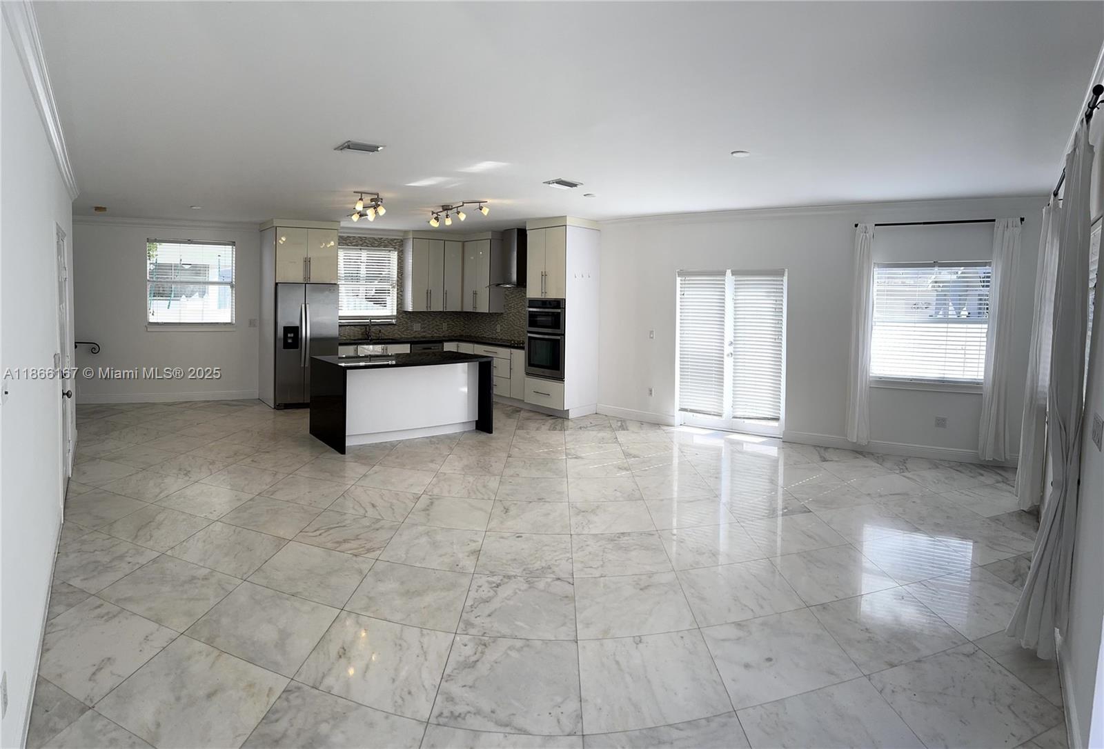 ELIZABETH GARDENS CONDO - Residential Lease