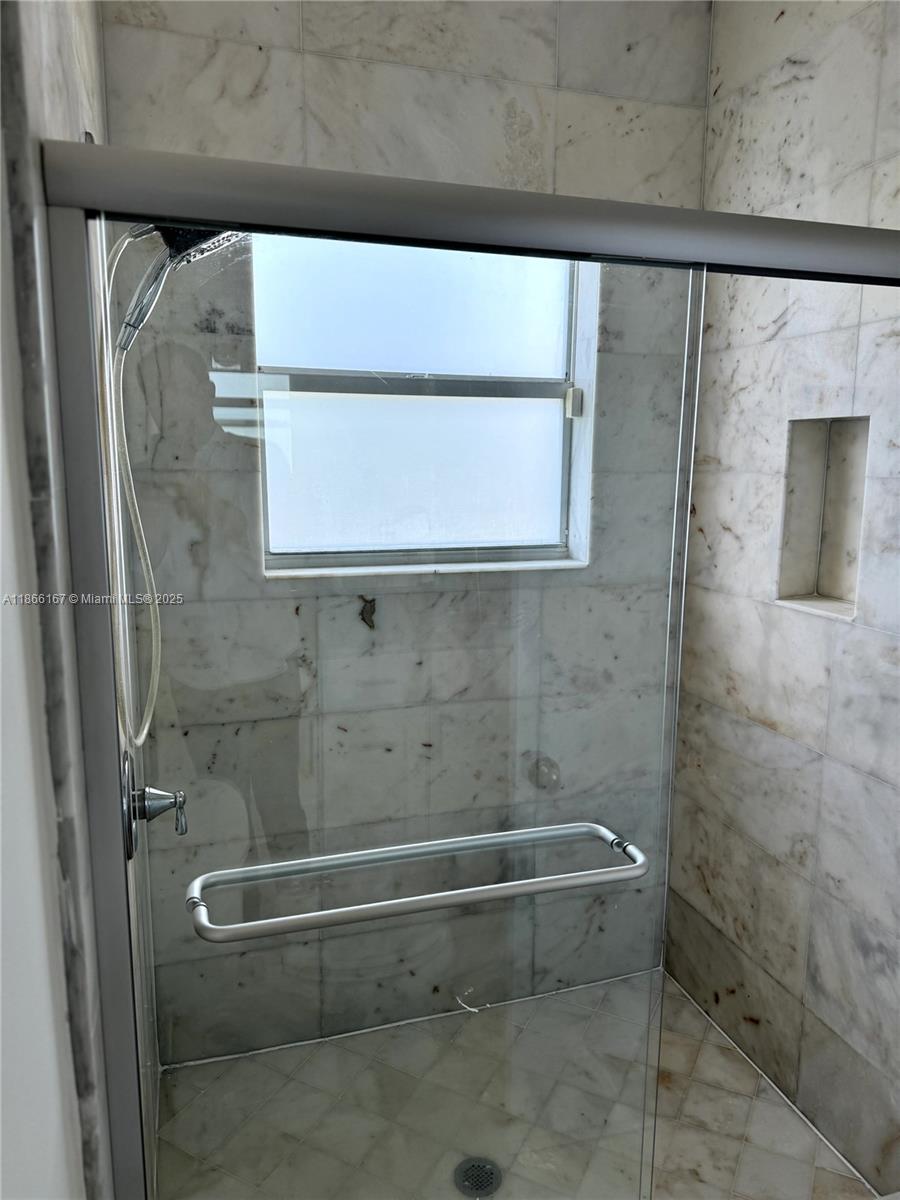 ELIZABETH GARDENS CONDO - Residential Lease