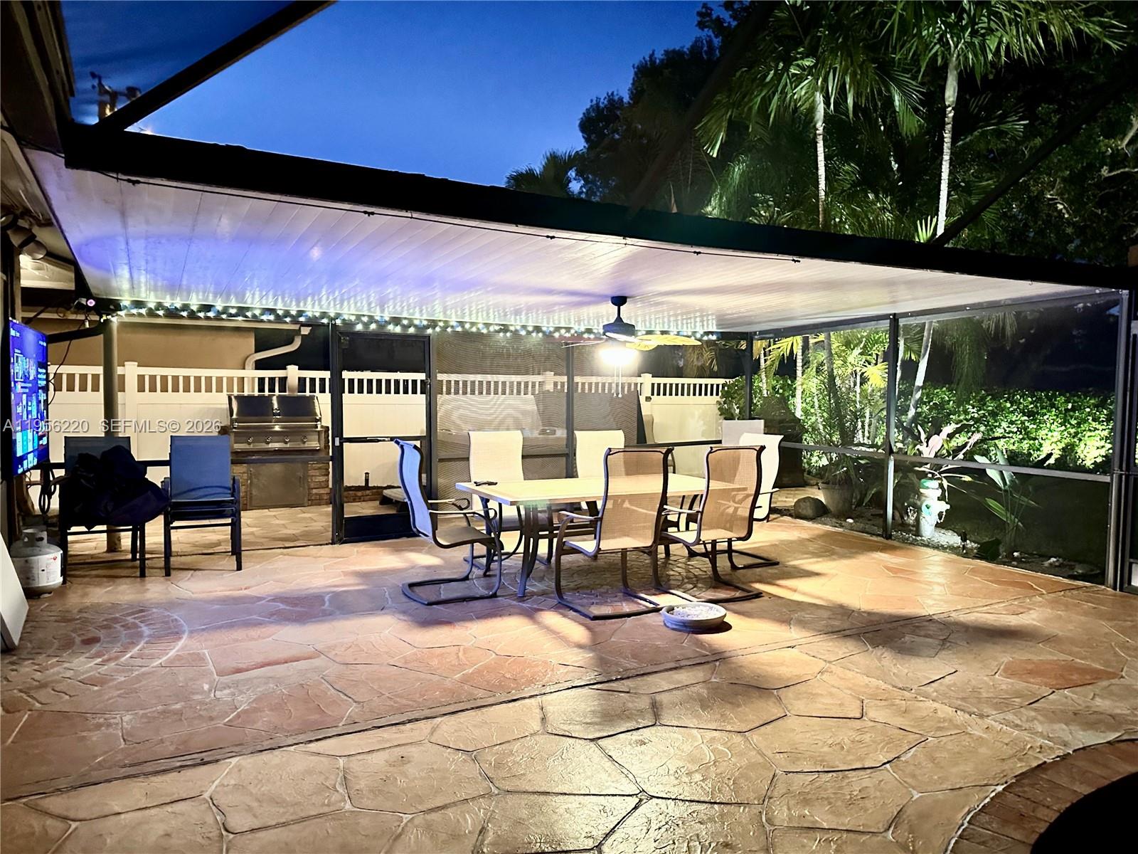 ORANGE TREE HOMES - Residential