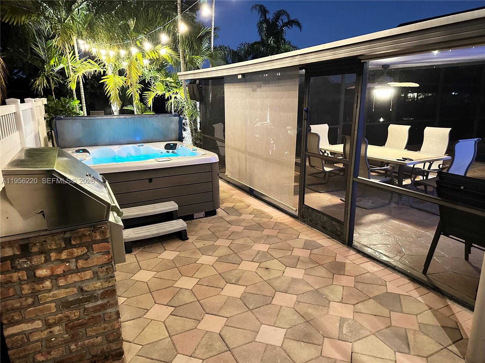 ORANGE TREE HOMES - Residential