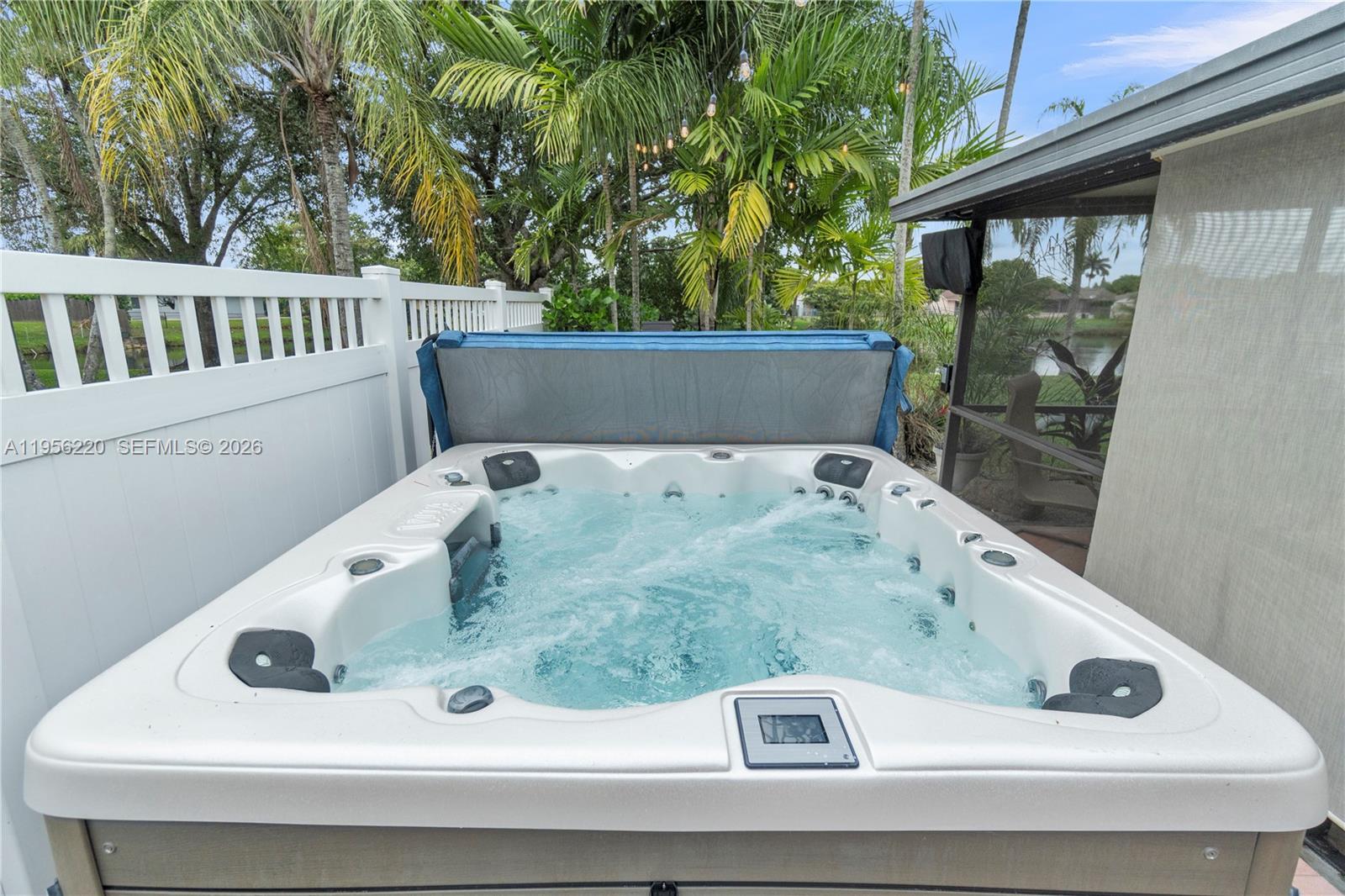 ORANGE TREE HOMES - Residential