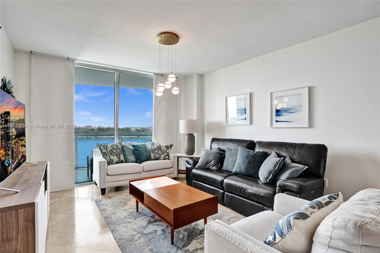 TAO SAWGRASS CONDOMINIUM - Residential Lease