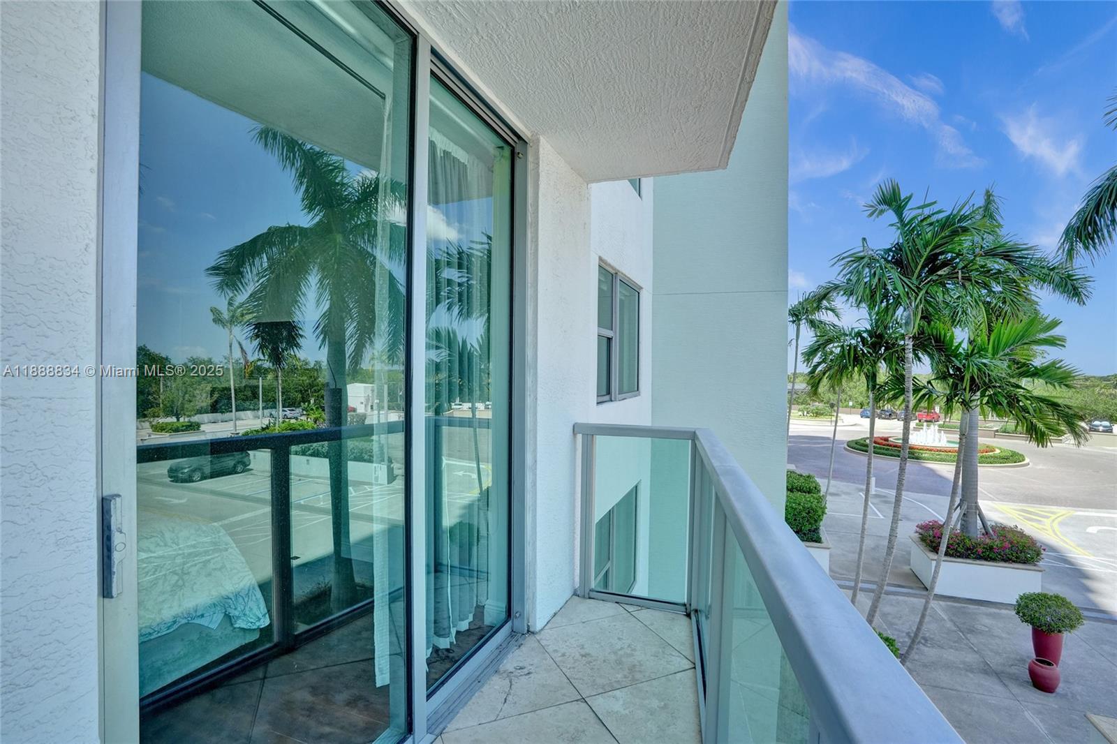 TAO SAWGRASS CONDOMINIUM - Residential Lease