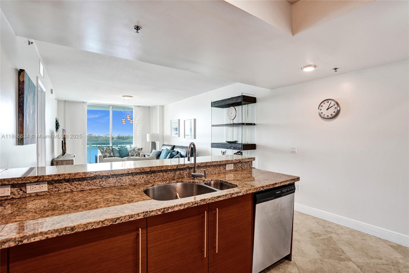 TAO SAWGRASS CONDOMINIUM - Residential Lease