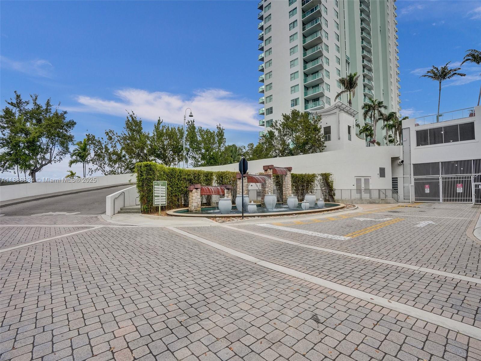 TAO SAWGRASS CONDOMINIUM - Residential Lease