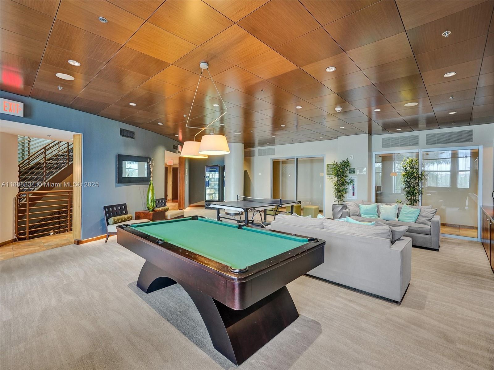 TAO SAWGRASS CONDOMINIUM - Residential Lease