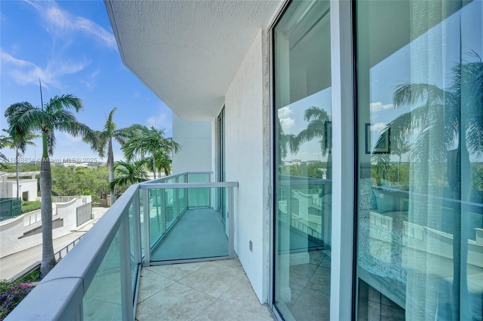 TAO SAWGRASS CONDOMINIUM - Residential Lease
