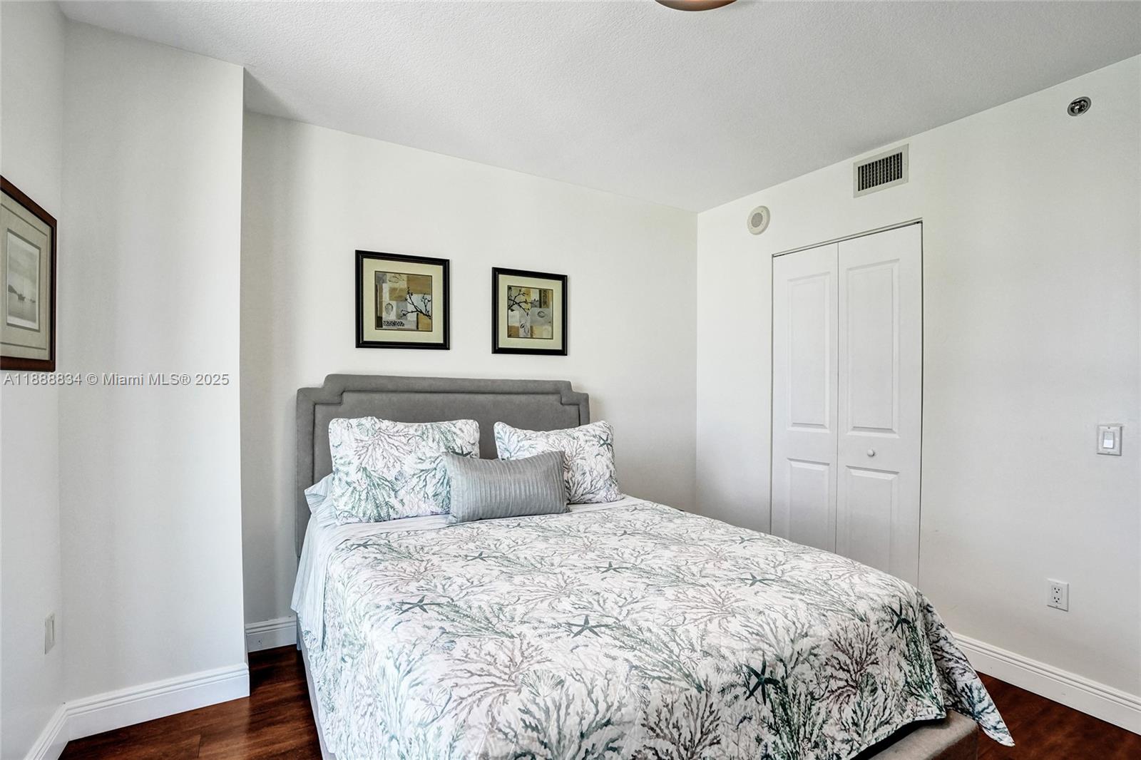TAO SAWGRASS CONDOMINIUM - Residential Lease