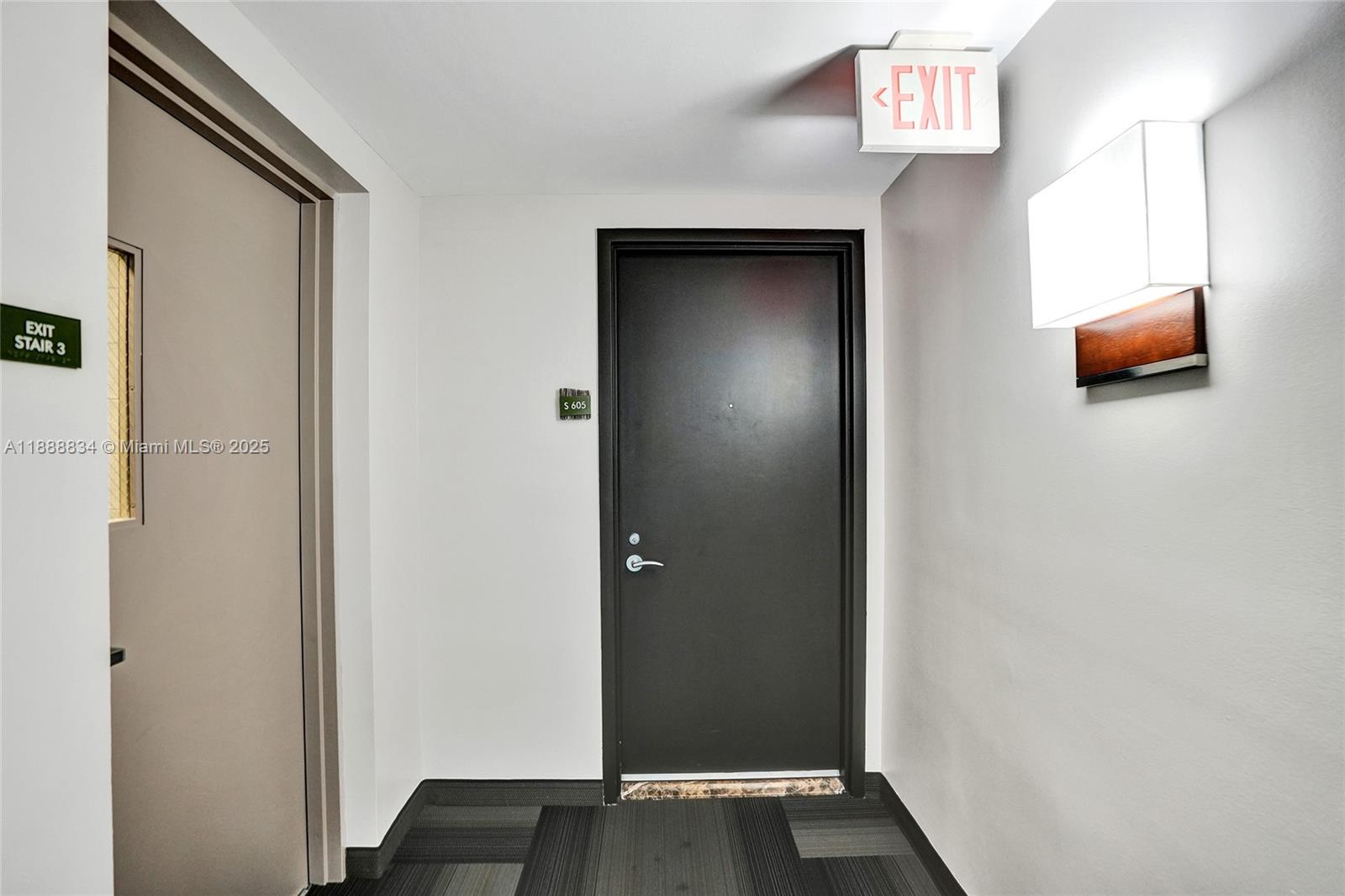 TAO SAWGRASS CONDOMINIUM - Residential Lease