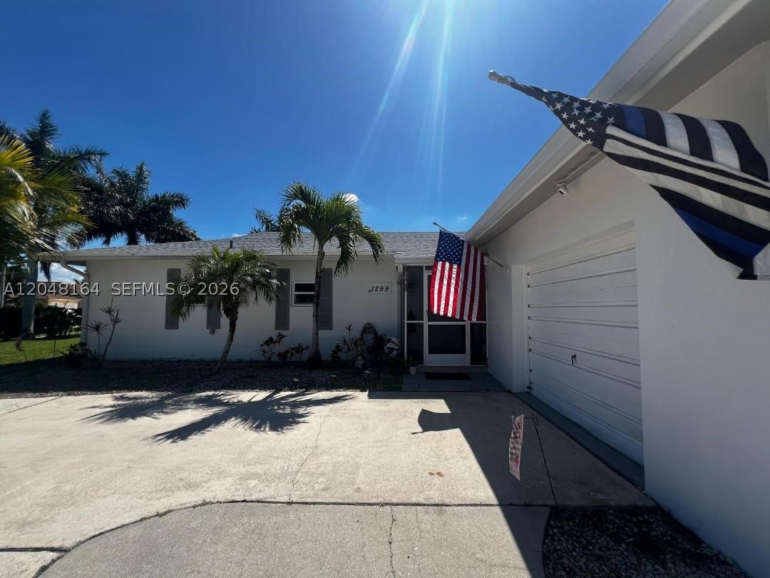 1299 Apricot Avenue