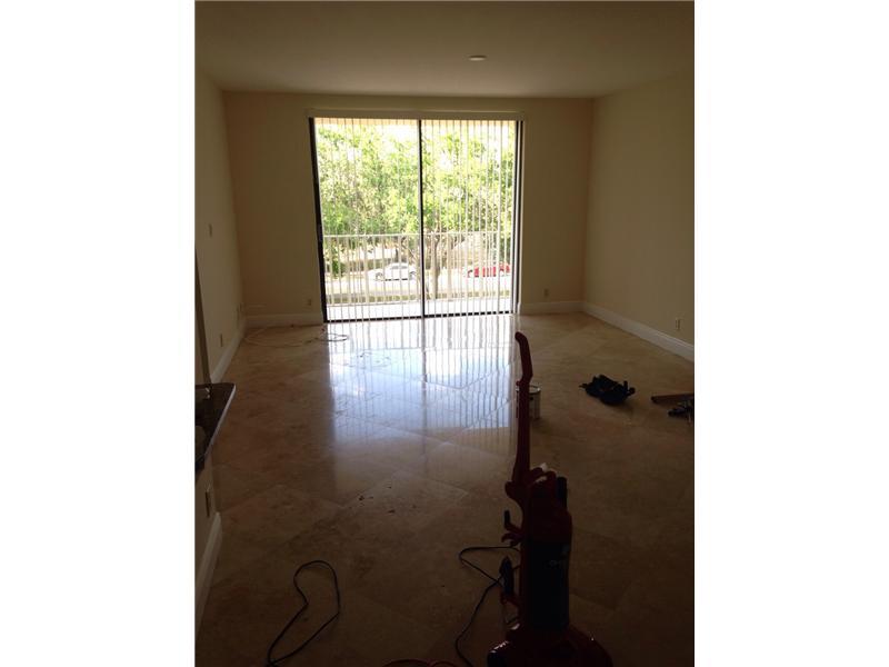 Back on the market !!!!Great unit perfect conditions!! Granite kitchen and bathrooms ,all tiled. Great location, NOT a 55 and older building.Association requires min 640 credit score.