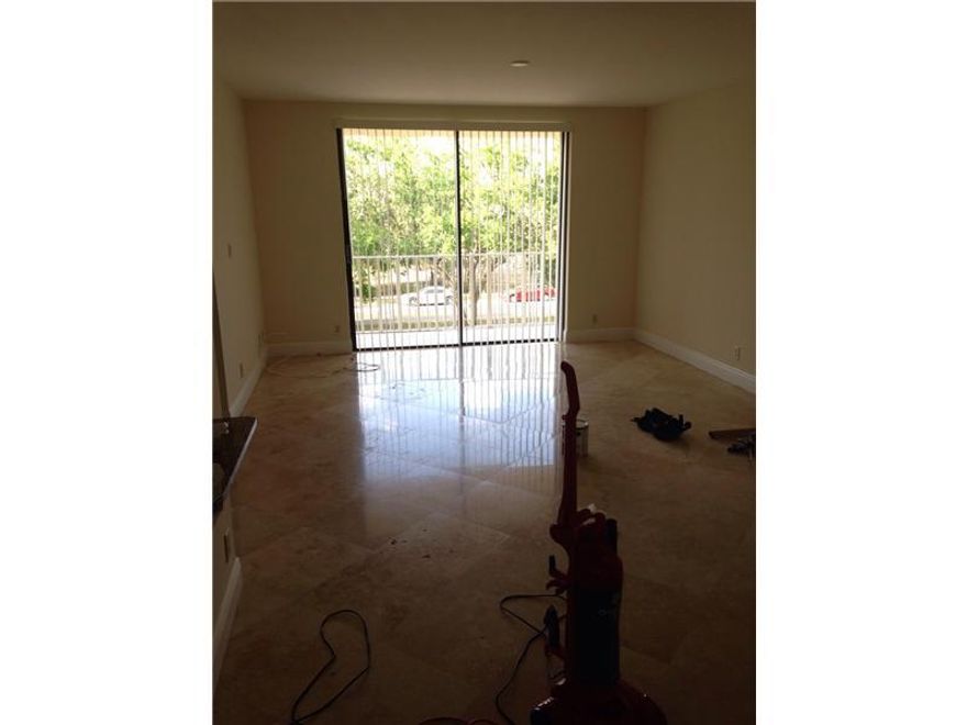 Back on the market !!!!Great unit perfect conditions!! Granite kitchen and bathrooms ,all tiled. Great location, NOT a 55 and older building.Association requires min 640 credit score.