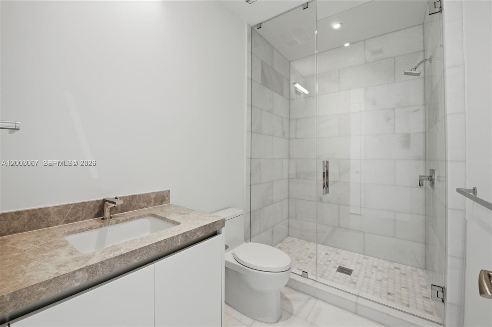 BRICKELL HAMMOCK UNIT NO - Residential Lease