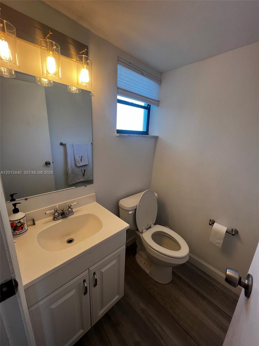 EASTVIEW VILLAS CONDO SOU - Residential Lease