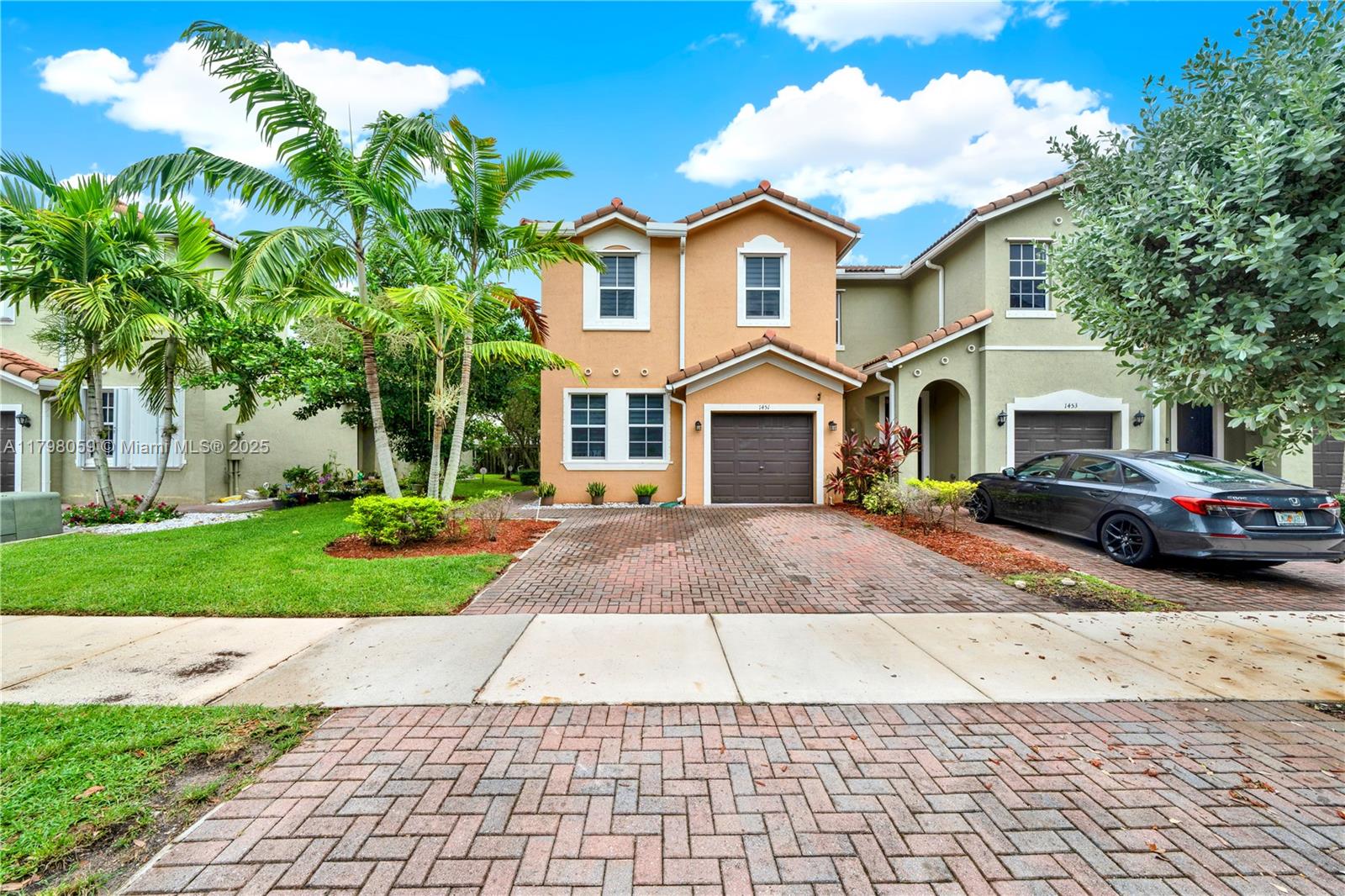 1451 SE 26th Ave .