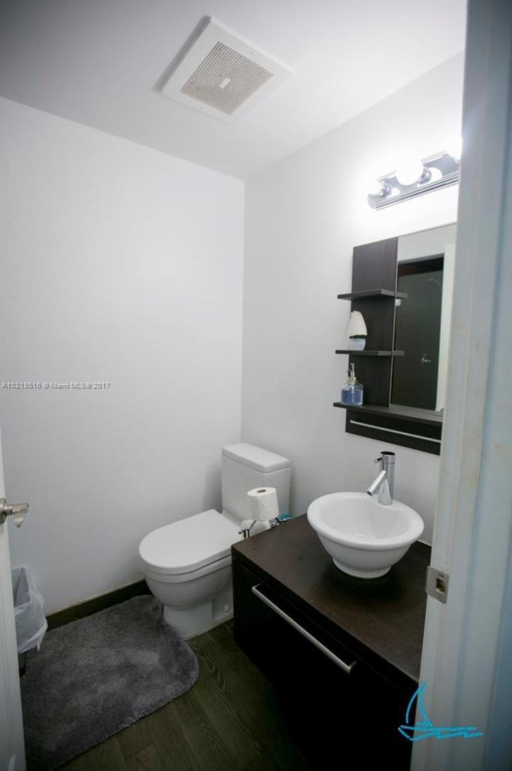 927 Euclid Condo - Residential Lease