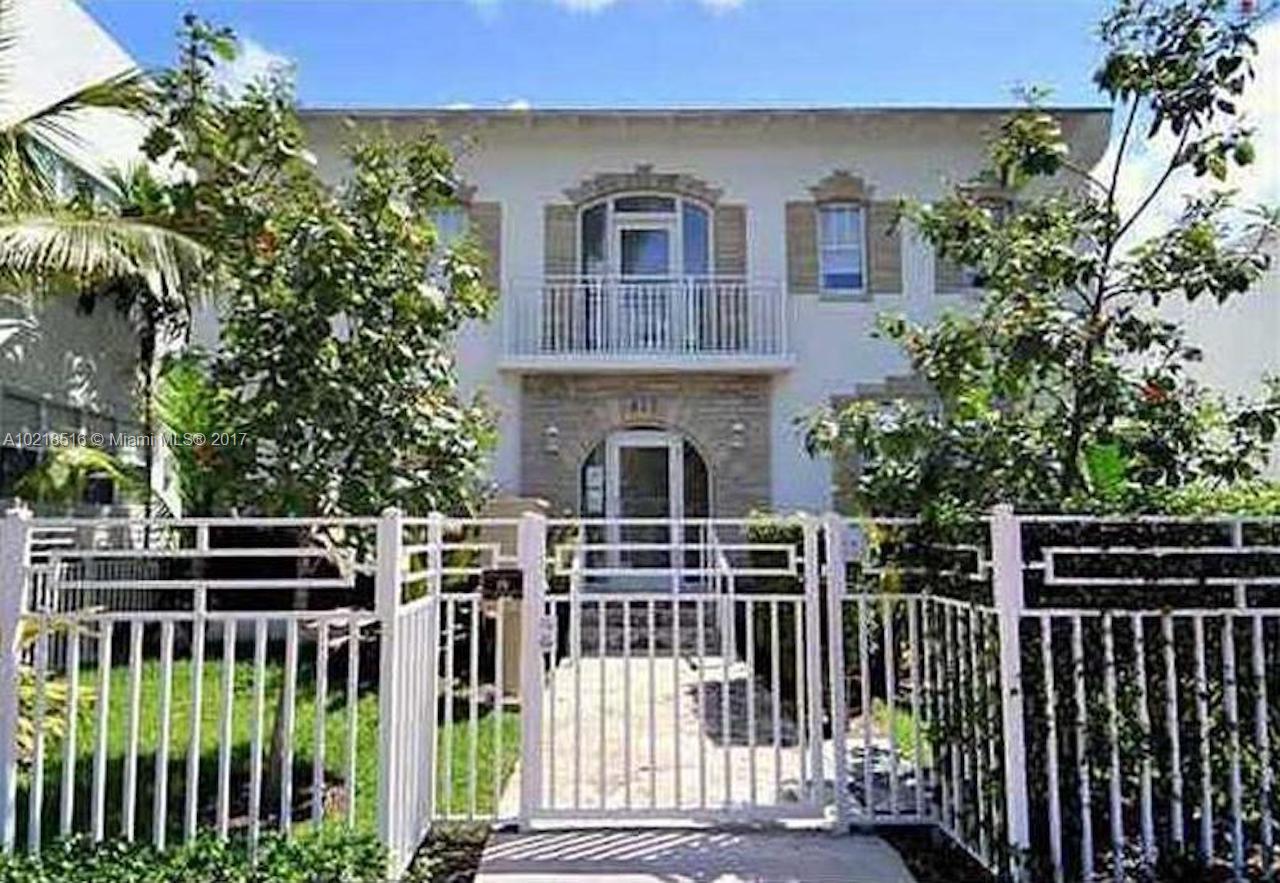 927 Euclid Condo - Residential Lease