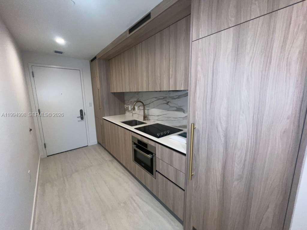 Viceroy Brickell - Residential Lease