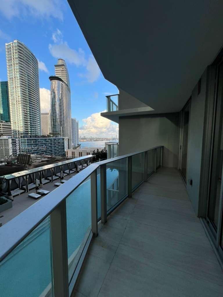 Viceroy Brickell - Residential Lease