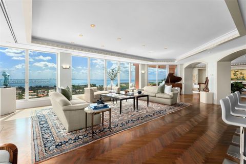 Photo of 10 Edgewater Dr #16K, Coral Gables, FL 33133 (MLS # A11770294)
