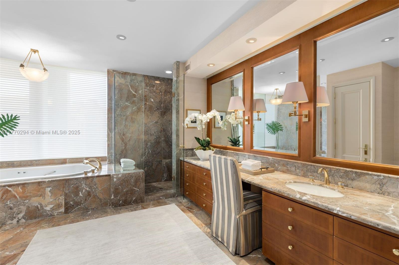 THE GABLES CONDO - Residential