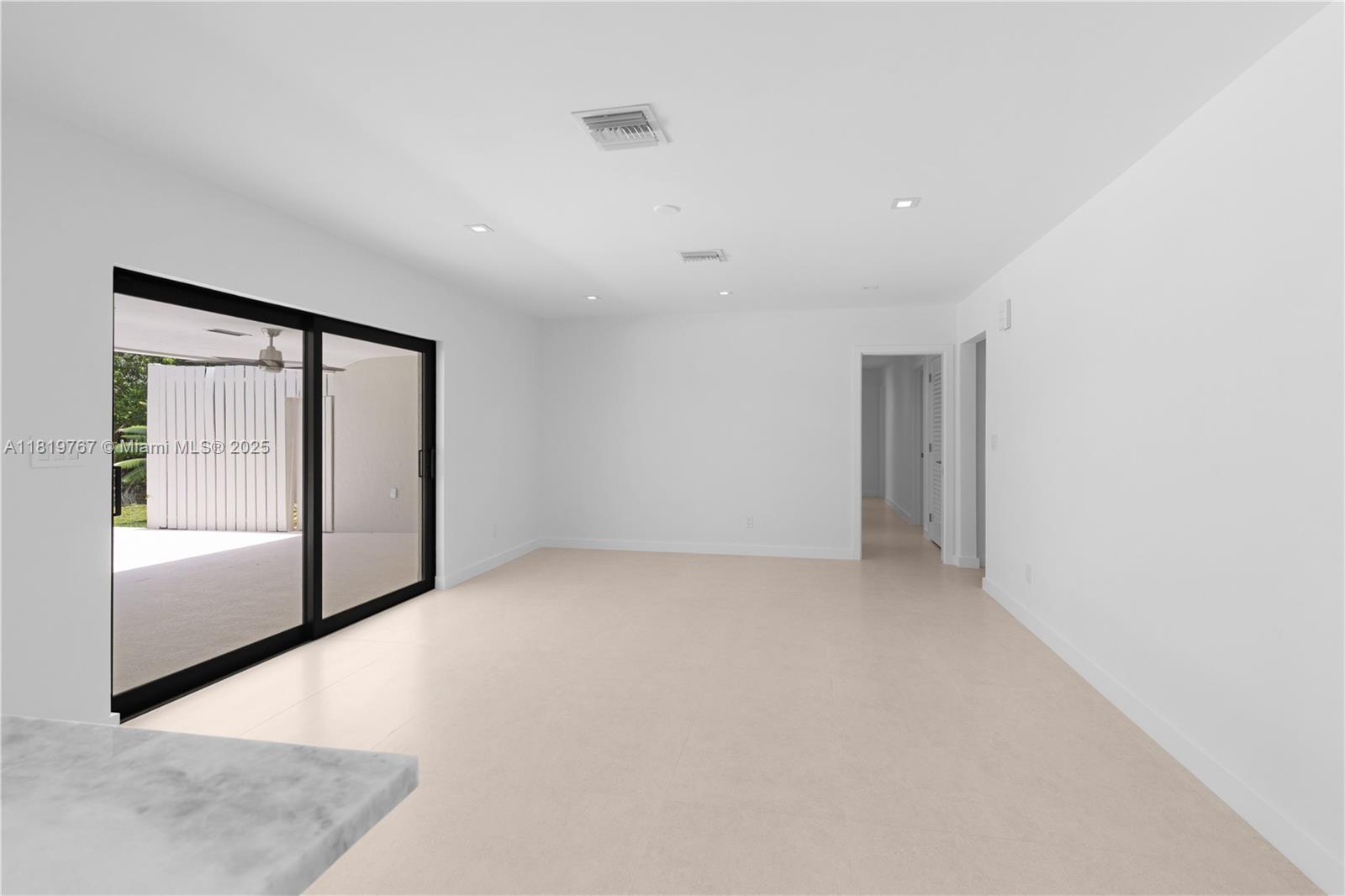 AVOCADO ACRES - Residential Lease