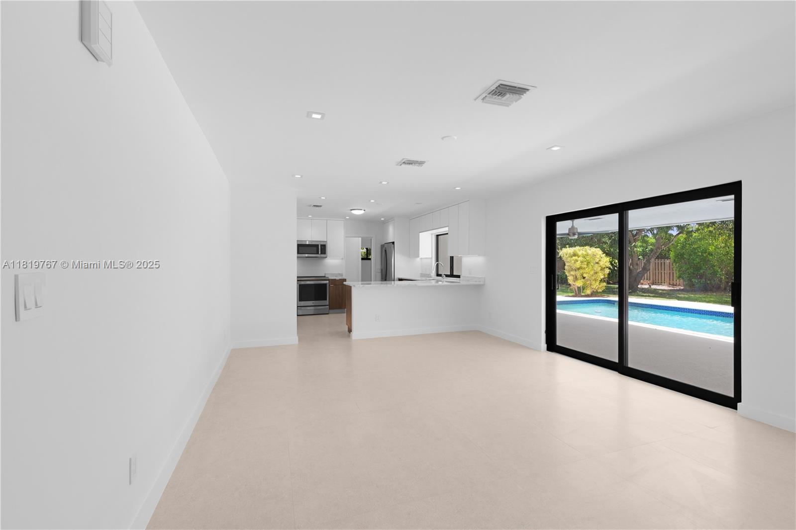 AVOCADO ACRES - Residential Lease