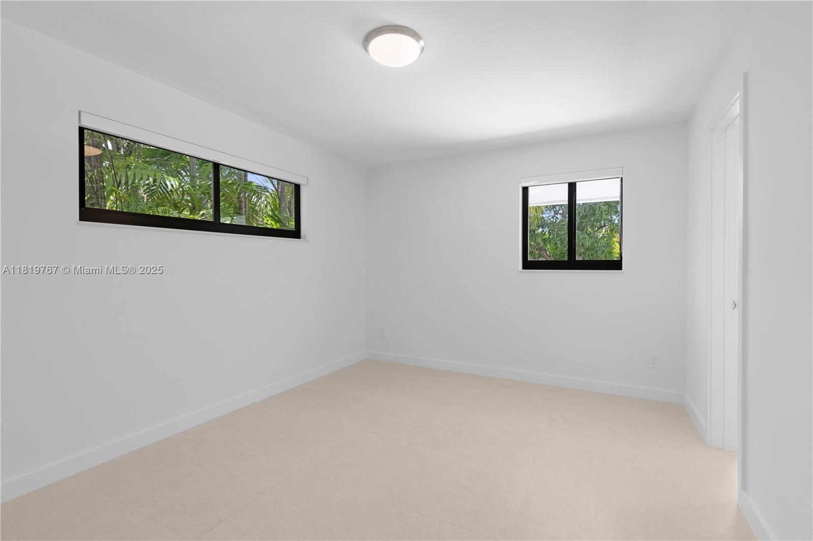 AVOCADO ACRES - Residential Lease